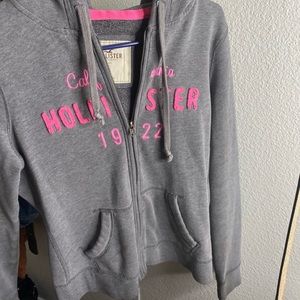 Hollister sweater